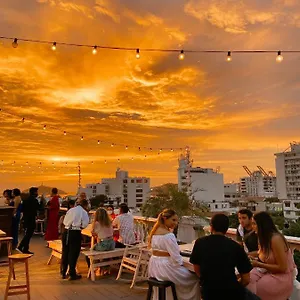 https://hotel-miami.santamartahotels.net