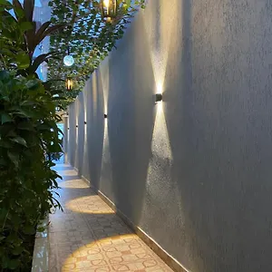 Al Hamra Inn